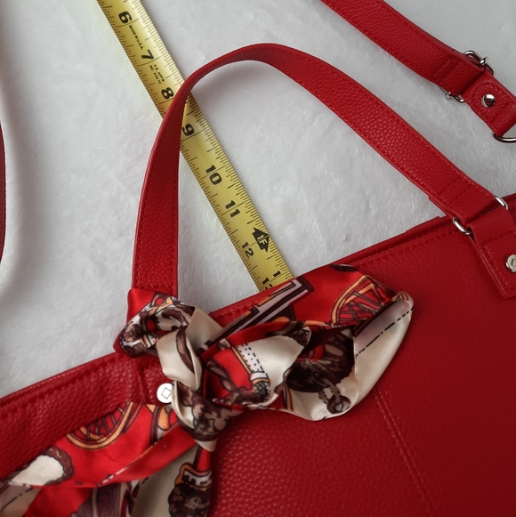 Jewell Elegant Red Tote Bag - Picture 15 of 15